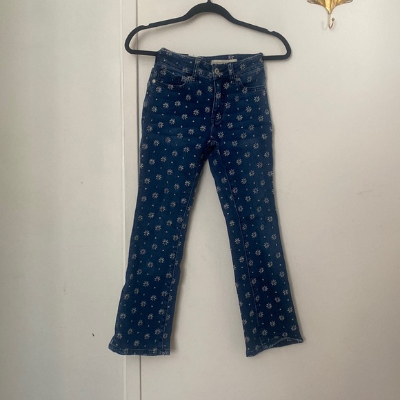 Pilcro Petite Jeans - Picture 2 of 4